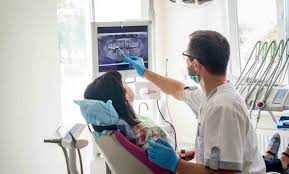 Bagi anda yang tinggal di malang dan ingin melakukan pemeriksaan rutin atau memang sedang 1. 10 Dokter Gigi Di Jakarta Pusat Yang Bagus 24 Jam Menteng Pluit Murah Klinik Anak Terbaik Praktek Faskes Bpjs Jejakpiknik Com