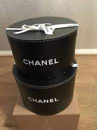 Stunning Designer Inspired Hat Boxes Ideal For Any Home Perfect Gift Or Treat For Yourself Ideal For Hats Storage O Chanel Decor Hat Boxes Design Inspiration