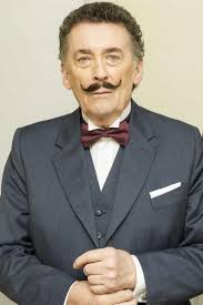 It looks like you're using artstation from canada. Cum AratÄƒ AstÄƒzi Robert Powell Protagonistul Filmului Iisus Din Nazareth