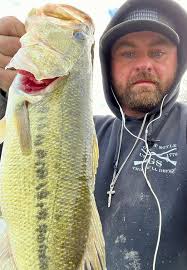 Fishing in strong winds and choppy waters