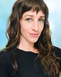 Katie Holz's Instagram, Twitter & Facebook