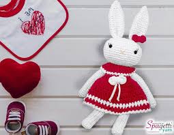 Merhaba Orgu Severler Cocuklariniz Icin Amigurumi Tavsan Ormeye Ne Dersiniz Sizler Icin Hazirladigimiz Kitimiz Sayesinde Kolay Bir Se Boncuk Orgu Renkler