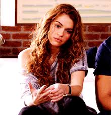 Feel free to use them for roleplaying purposes, as sidebars, reaction gifs, but please don't repost or claim them as your own. Ddlovatosrps Holland Roden Gif Hunt Under The Cut You Will