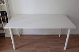 Le bureau assis / debout de chez ikea est équipé de deux pieds très stables. Bureau Ikea Blanc Vika Occasion