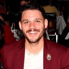 Michael David Beecham (@DJ_MikeyB10)