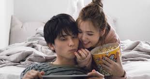 ニュースになった佐藤寛太 藤田ニコルのデート企画 好きなコーデやおうちでの遊び方 全部聞いちゃいました vivi 佐藤寛太 藤田ニコル 新しい恋