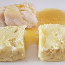 Duo De Morue Cabillaud Puree De Pommes De Terre A L Huile D Olive Sauce Beurre Blanc La Cuisine De Laura Food Camembert Cheese Cheese