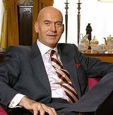 Eerst was hij lid van leefbaar nederland, waarna hij een eigen partij oprichtte, de lijst pim fortuyn (lpf). Born February 19 Pim Fortuyn Band Of Thebes