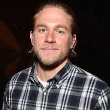 Charlie Hunnam official fans chat