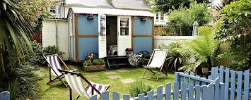 I'm interested in renting one of the huts on the beach and don't know how. The Beach Hut Apartment Holiday Flats Holiday Cottages Holiday Homes Short Term Rentals Holiday Apartments Corporate Rentals Hen Do Hen Party Stag Weekend Lettings And Serviced Apartments In Uk Crown Gardens