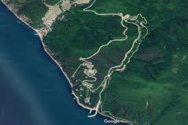 An inside look at vladimir putin's secretive $1 billion dollar palace. Vladimir Putin S Luxury Palace Pictured On Google Maps Satellite Images Daily Star