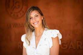 Camille cerf au photocall de miss univers, le 20 janvier 2015. Camille Cerf Officialise Avec Son Nouveau Petit Ami People 7sur7 Be
