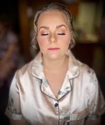 Salon Rouge Carencro