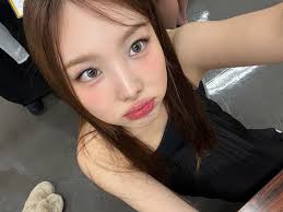 TWICE Momo Hirai Updates added...