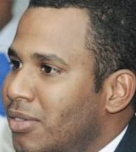 Dirigente político pide renuncia de funcionarios