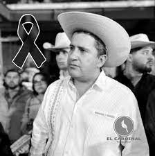 El - 💔🔫 Fallece Carlos Manzo, alcalde de Uruapan tras ataque en festival  de Día de Muertos By El Cardinalito Carlos Manzo, alcalde de Uruapan,  Michoacán, reconocido por enfrentar al crimen organizado,