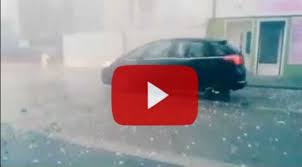 Un'eccezionale grandinata si è abbattuta nella giornata di ieri, domenica 30 agosto, a casazza, comune della val cavallina in provincia di bergamo. Meteo Cronaca Video Francia A Belfort Grandine Spaccatutto E Violente Raffiche Di Vento Ilmeteo It
