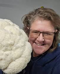 Welcome to our mushroom growing community! We are so excited to have you  join us and share in our passion for cultivating these amazing fungi. We  know that growing mushrooms can be