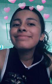 Chicas y chicos guapos.