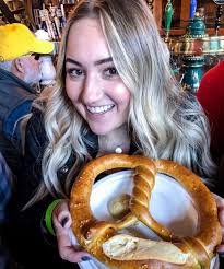 What are some tips for potty training a 7-week-old Golden Doodle?