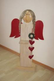 Machen wunderbare engel bilder motiviere dich, in deinem family verwendet zu werden sie können dieses bild verwenden, um zu lernen 10 Laubsage Ideen Holzengel Bastelideen Weihnachten Holz
