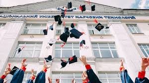 Tak jarang orang merayakannya sebagai rasa syukur masih diberi kesempatan hidup di dunia ini. 25 Ucapan Selamat Wisuda Dalam Bahasa Inggris Yang Keren 2021 Poskata