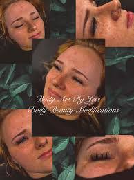 Shana Carver's Instagram, Twitter & Facebook