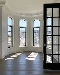 The single hung window is a classic and very common design. Arch Top Casement Windows Illuminate Circular Room Pella
