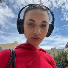 Alexa Samuel (@alexaesamuel) • Instagram photos and videos