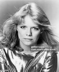 Marcy Fisher's Instagram, Twitter & Facebook