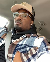 Nathaniel Lilly (@justjamesflow) • Instagram photos and videos