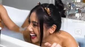 Viral Video! Meli 3GP Lepas Bra hingga Bugil di Bathtub Bareng Pria