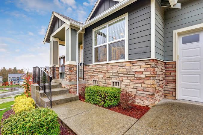 How Much Does Stone Veneer Siding Cost to Install? (2026)