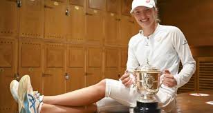 I don't know what's going on. Swiatek Achieving The Extraordinary By Winning Roland Garros Tennis Tourtalk