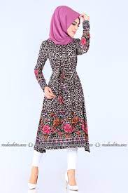 Modaselvim Desenli Tesettur Tunik Modelleri Moda Tesettur Giyim Moda Stilleri Moda Tasarimcilari Tunik