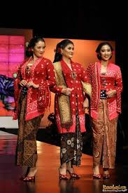 Vemale Com Indonesia Sehati I Model Pakaian Wanita Model Baju Wanita Pakaian Wanita