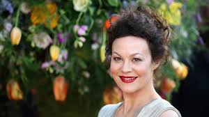 Helen mccrory, the stage and screen star known for her roles in the harry potter films and the bbc series peaky blinders, has died i'm heartbroken to announce that after a heroic battle with cancer, the beautiful and mighty woman that is helen mccrory has died peacefully at home, surrounded by a. Glljff P17jy M