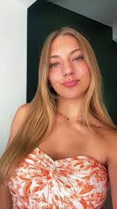 Sophie Dolan's Instagram, Twitter & Facebook