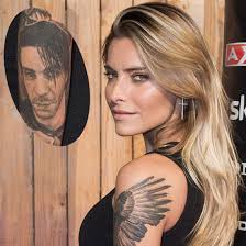 Eigentlich habe sie niemals vorgehabt, einen freund per tattoo auf ihrer haut zu verewigen. Sophia Thomalla Bereut Sie Ihr Till Tattoo Nach Der Trennung Intouch
