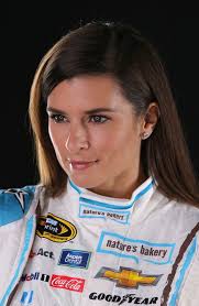 Joey logano , zajął drugie miejsce 4 punkty za jimmiem johnsonem. Danica Patrick Photos Nascar Sprint Cup Series Driver Danica Patrick Poses For A Portrait During Nascar Media Da Danica Patrick Nascar Female Race Car Driver