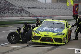 On monday, baxter apologized saying i was just very frustrated. Pit Stop Wikiwand