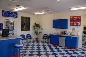 Cassels Garage Melbourne Fl Car Shop Waiting Rooms Automotive Shops