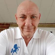 Jess Couchman (@jessgills3)