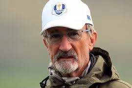 Vernon Kay 'wells up'