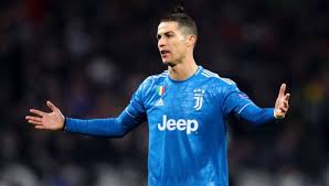 ويتصدر المصري محمد صلاح، نجم ليفربول، جدول ترتيب هدافي الدوري الإنجليزي برصيد 13 هدفا، بفارق هدف وحيد أمام الكوري الجنوبي سون. ØªØ±ØªÙŠØ¨ Ù‡Ø¯Ø§ÙÙŠ Ø§Ù„Ø¯ÙˆØ±ÙŠ Ø§Ù„Ø¥ÙŠØ·Ø§Ù„ÙŠ Ø¨Ø¹Ø¯ Ù†ØªØ§Ø¦Ø¬ Ù…Ø¨Ø§Ø±ÙŠØ§Øª Ø§Ù„ÙŠÙˆÙ… Ø§Ù„Ø«Ù„Ø§Ø«Ø§Ø¡ ÙÙŠ Ø§Ù„Ø¬ÙˆÙ„Ø© 27 Ø³Ø¨ÙˆØ±Øª 360