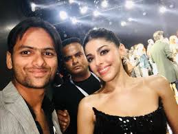 SHADI IN VIMAL PAN MASALA ARCHIT GARG BROTHERS CONGRATULATIONS  @junaidakhlaq_ #shadi #shadiseason #wending #vimal #uttarpradesh  #delhimetro #samaj #muslim