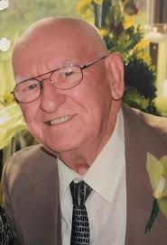 Obituary of Leslie House