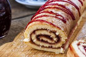 Gateau Roule A La Cerise Recette Roule A La Confiture Recette Gateau Roule