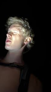 Ethan Hinds (@hindsethan)