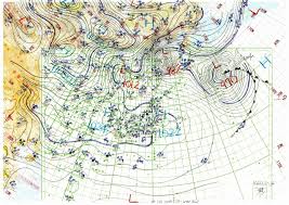 Low pressure ）とは、周囲より気圧の低い部分をいう。 周囲より気圧が低いと定義されるので、中心気圧が1気圧 (1013hpa) より高い低気圧も珍しくない。 é«˜æ°—åœ§ãŒç§»å‹•ä¸­ å¤©æ°—å›³æ—¥è¨˜